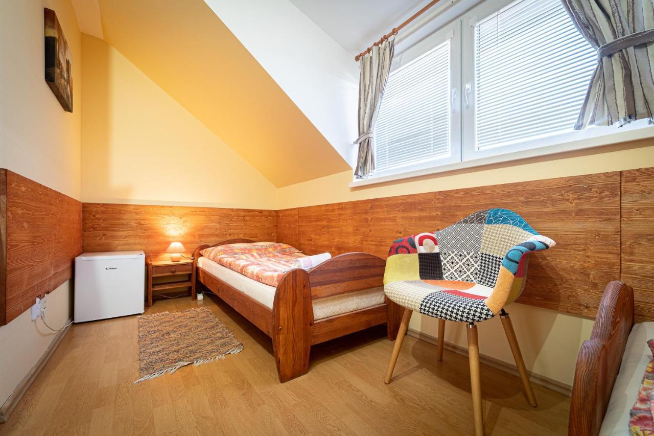Penzion & Bar Natali Spissky Stvrtok Exteriér fotografie