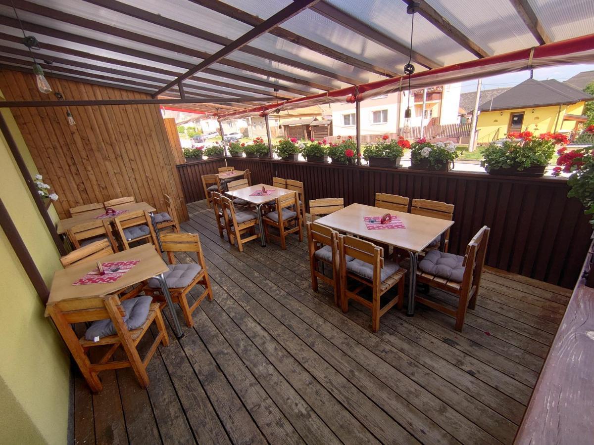 Penzion & Bar Natali Spissky Stvrtok Exteriér fotografie